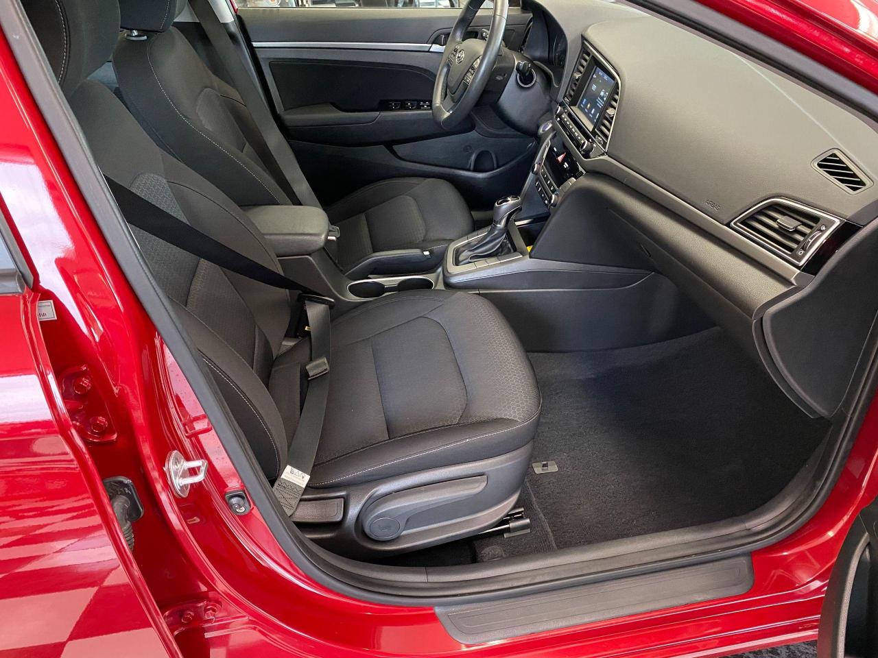 2017 Hyundai Elantra GLS+Sunroof+ApplePlay+Camera+CLEAN CARFAX - Photo #22