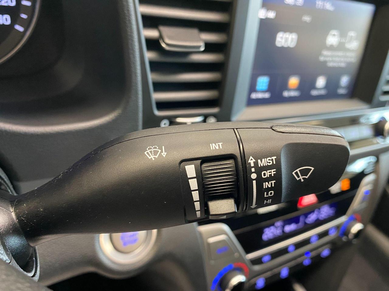 2017 Hyundai Elantra GLS+Sunroof+ApplePlay+Camera+CLEAN CARFAX Photo52