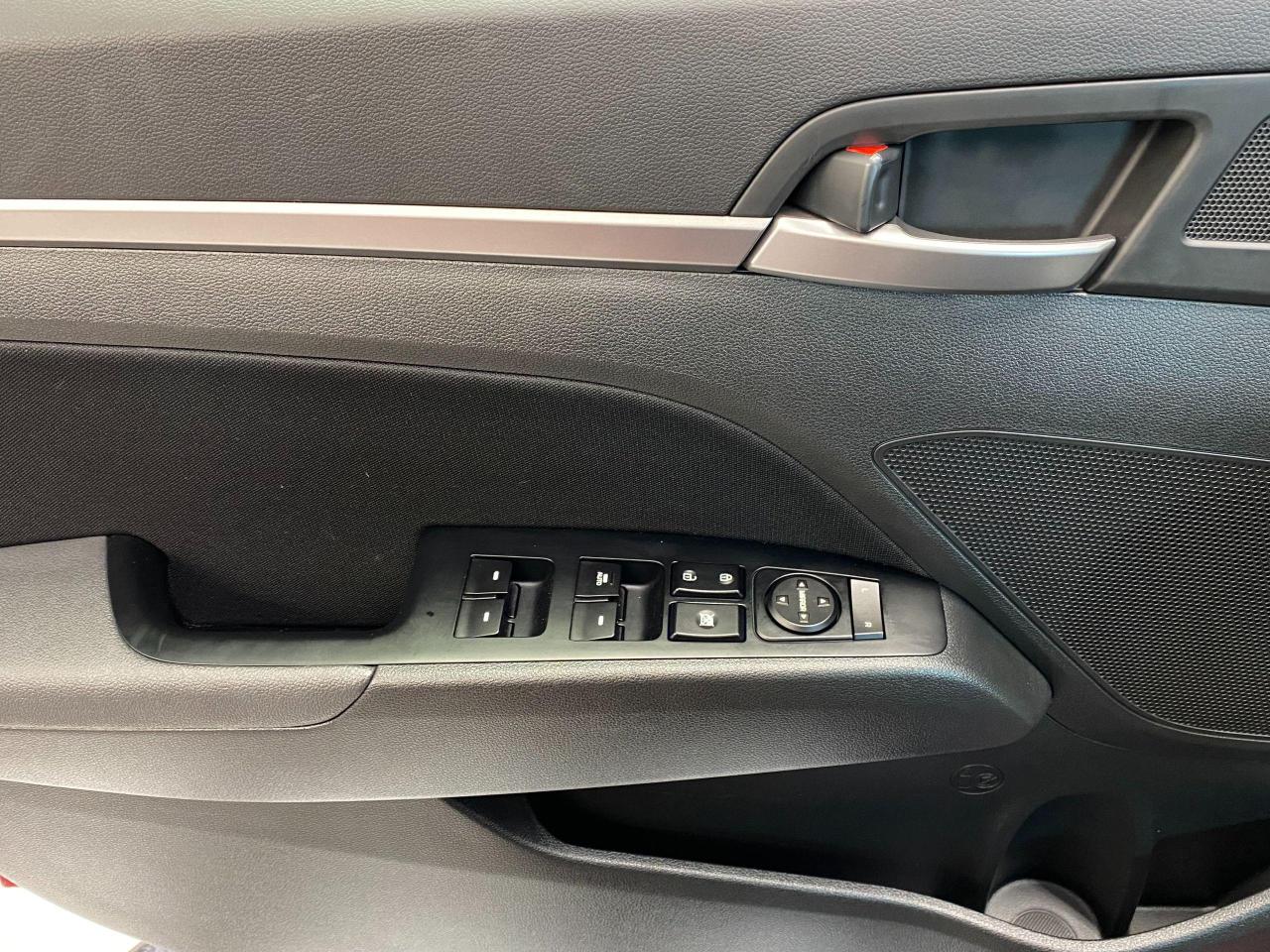 2017 Hyundai Elantra GLS+Sunroof+ApplePlay+Camera+CLEAN CARFAX - Photo #56