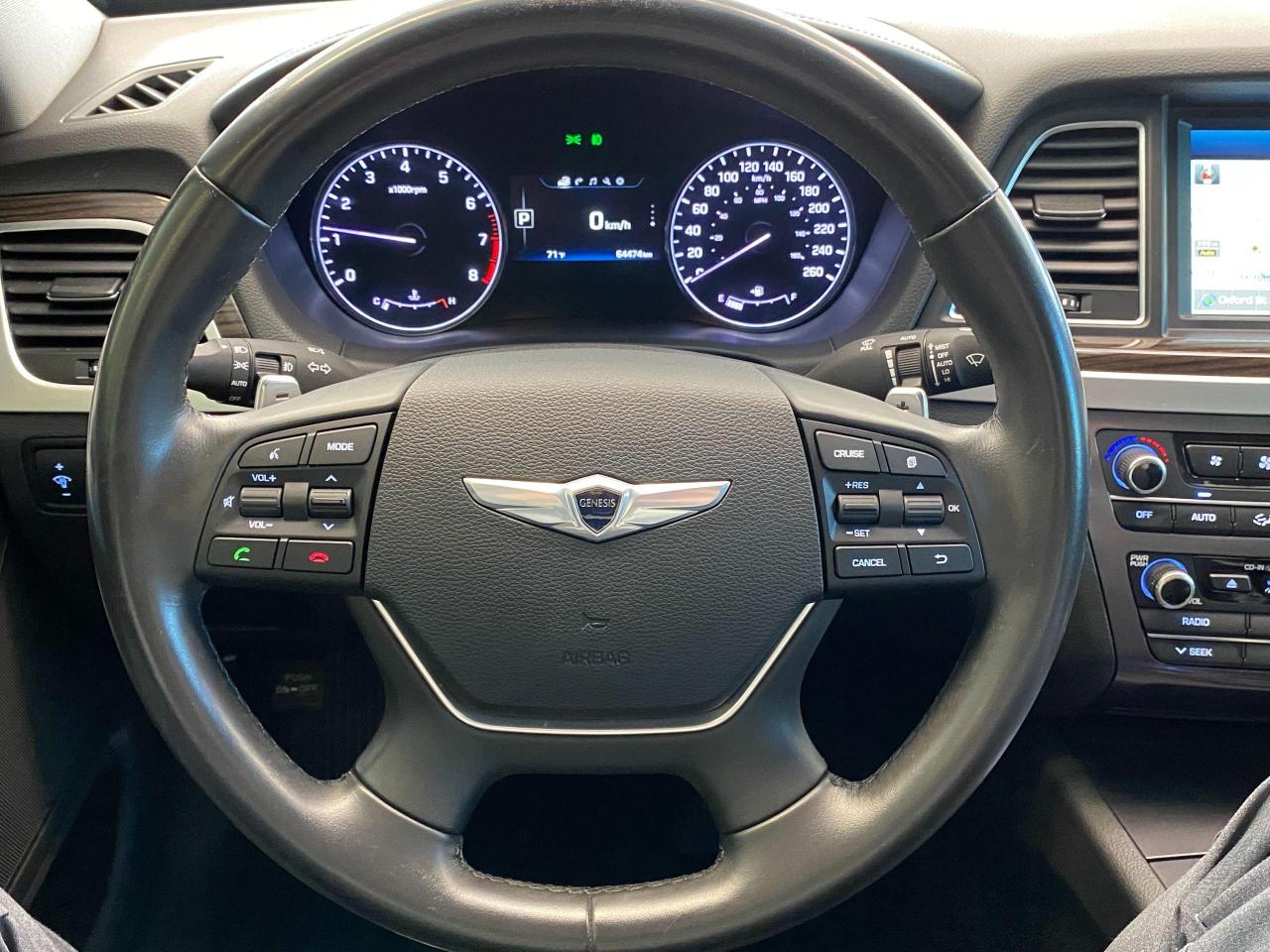 2015 Hyundai Genesis Premium AWD+ApplePlay+Camera+Xenons+CLEAN CARFAX - Photo #9