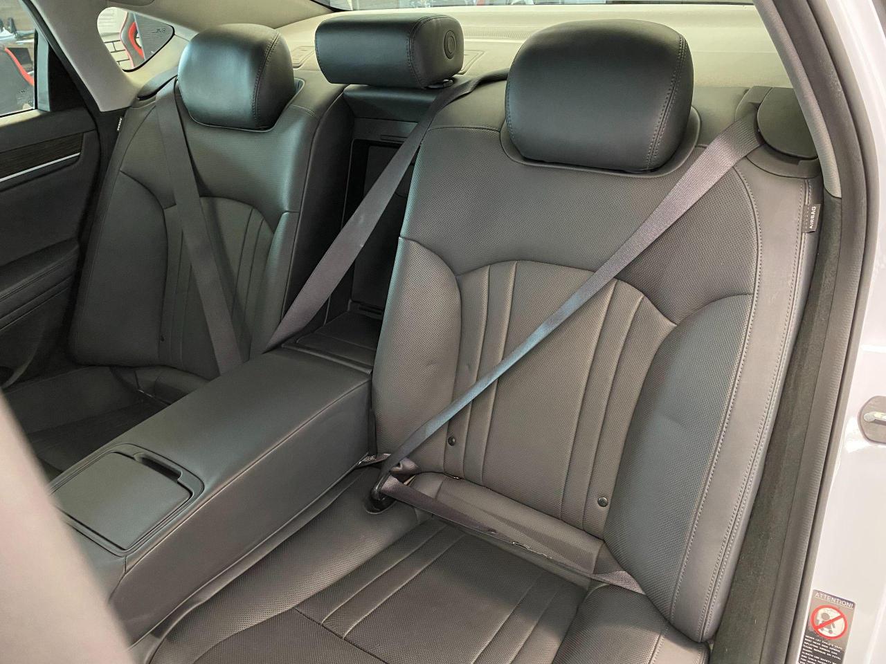 2015 Hyundai Genesis Premium AWD+ApplePlay+Camera+Xenons+CLEAN CARFAX - Photo #25