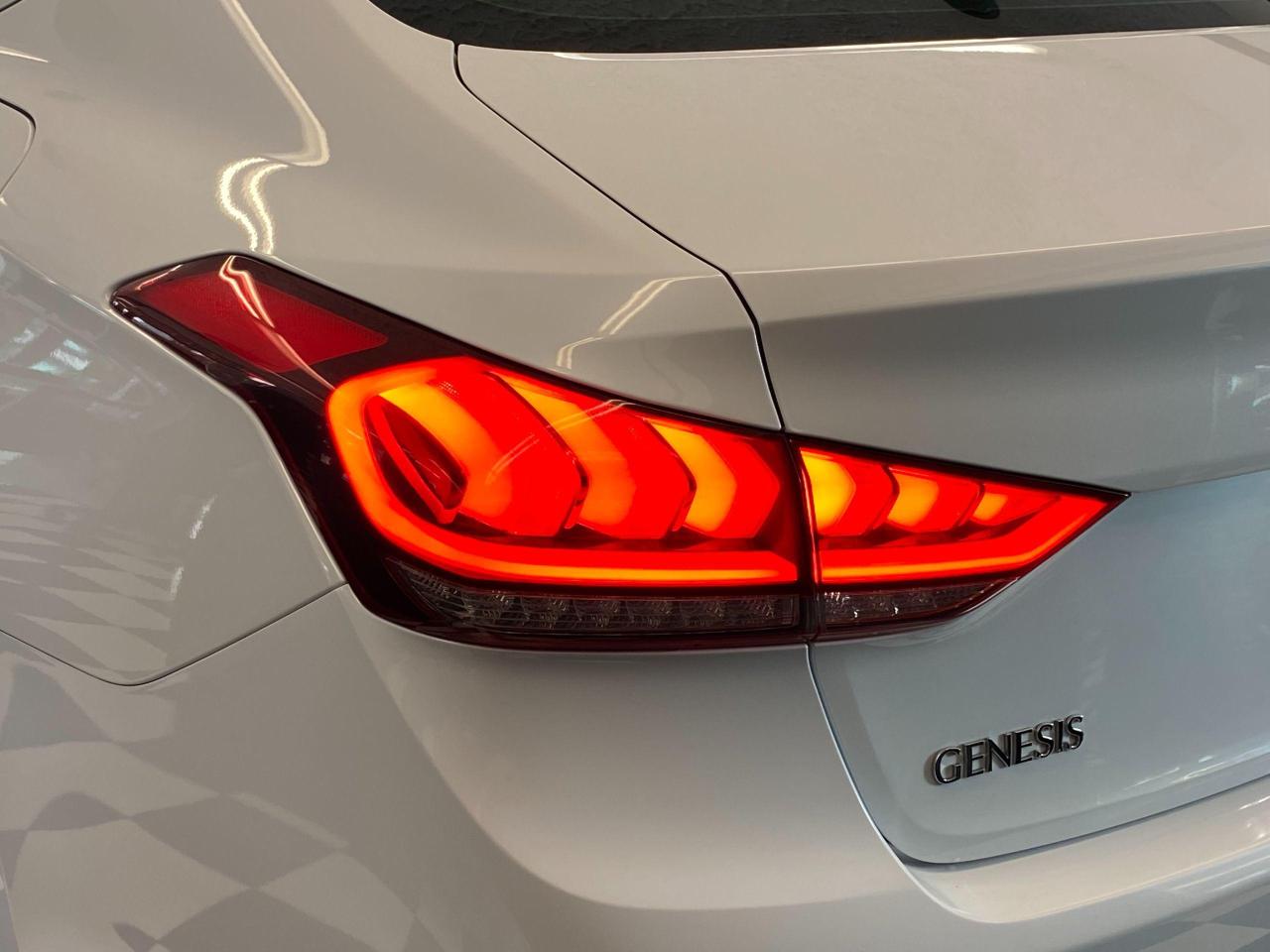2015 Hyundai Genesis Premium AWD+ApplePlay+Camera+Xenons+CLEAN CARFAX - Photo #69