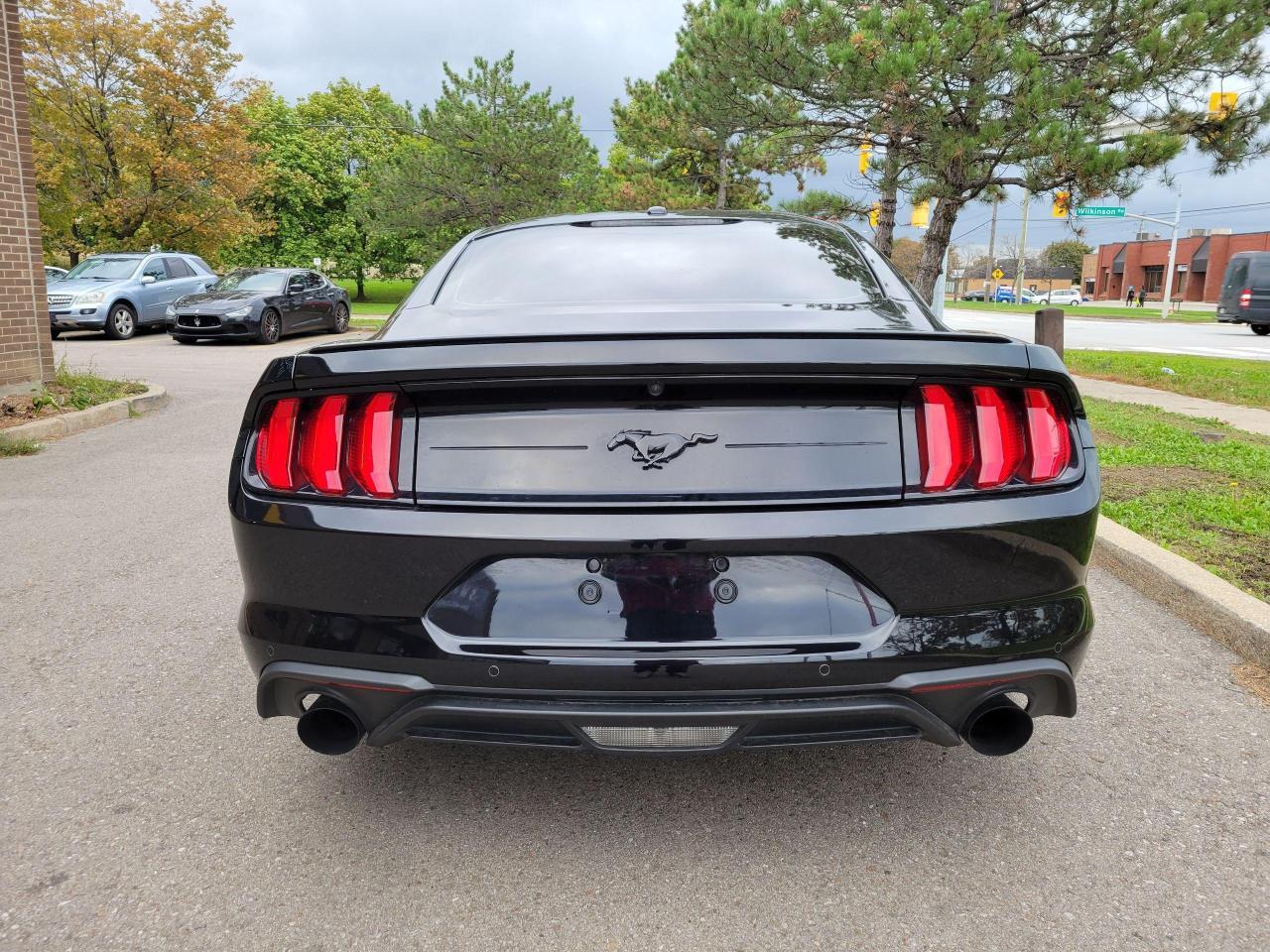 2019 Ford Mustang EcoBoost Premium Photo4