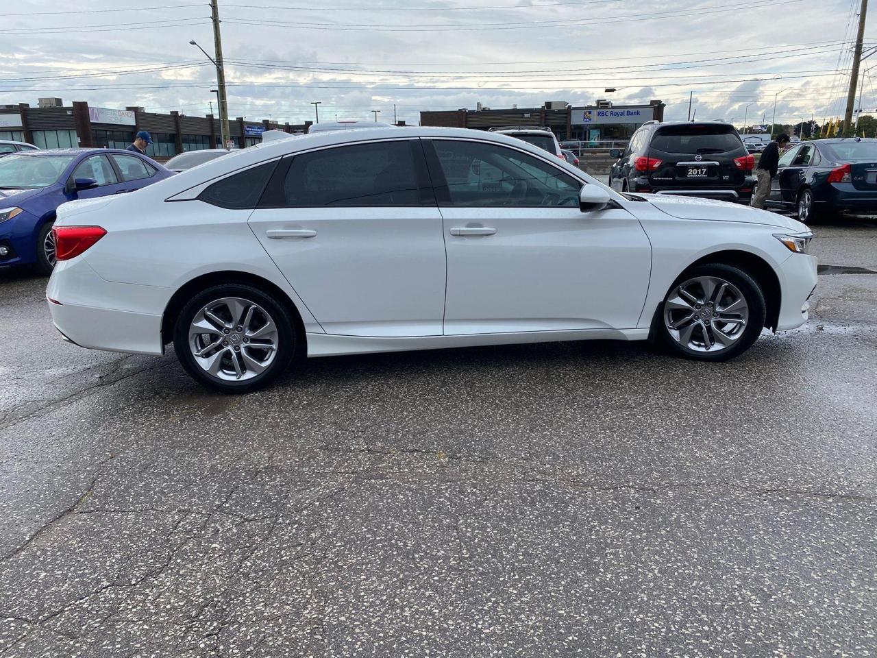 2018 Honda Accord AUTO LOW KM NO ACCIDENT LANE KEEP ANIT COLIOSION B - Photo #7