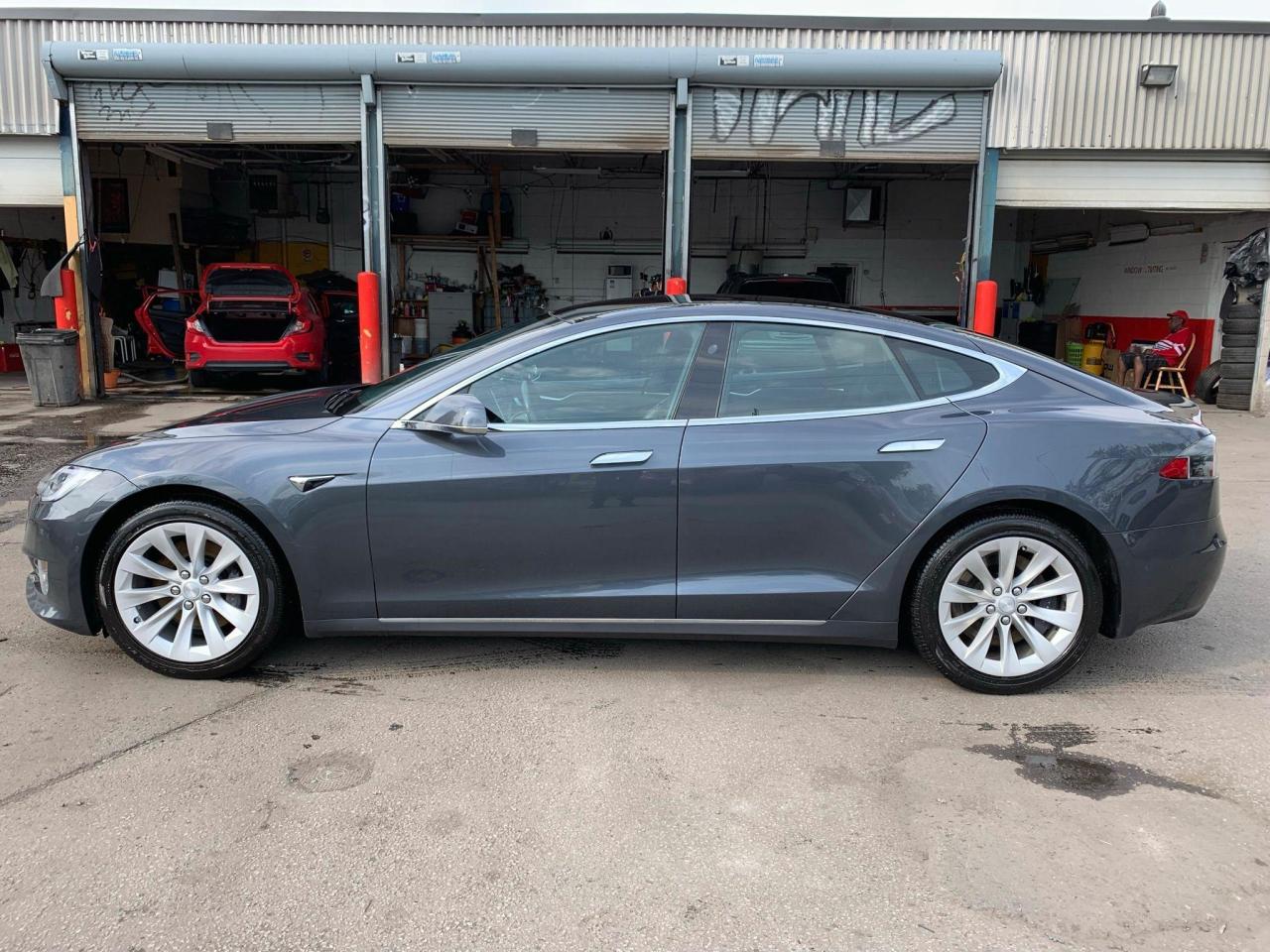 2017 Tesla Model S 100D, Enhanced Autopilot! No Accidents! - Photo #2