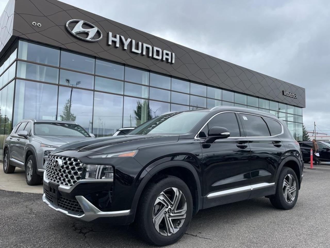 Used 2022 Hyundai Santa Fe Preferred for sale in Woodstock, ON