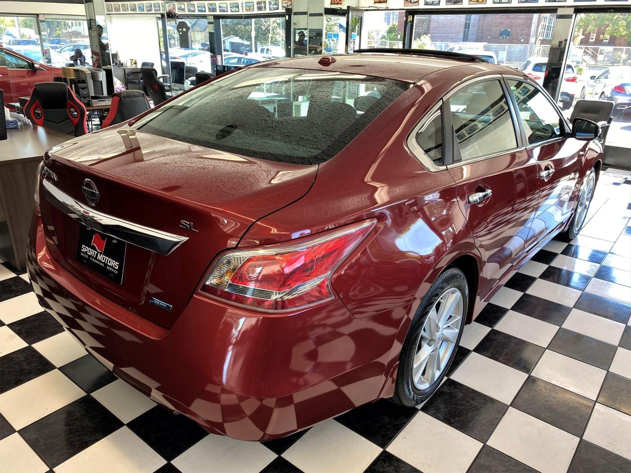 2013 Nissan Altima 2.5 SL+Blind Spot+Leather+GPS+ROOF+CLEAN CARFAX - Photo #4