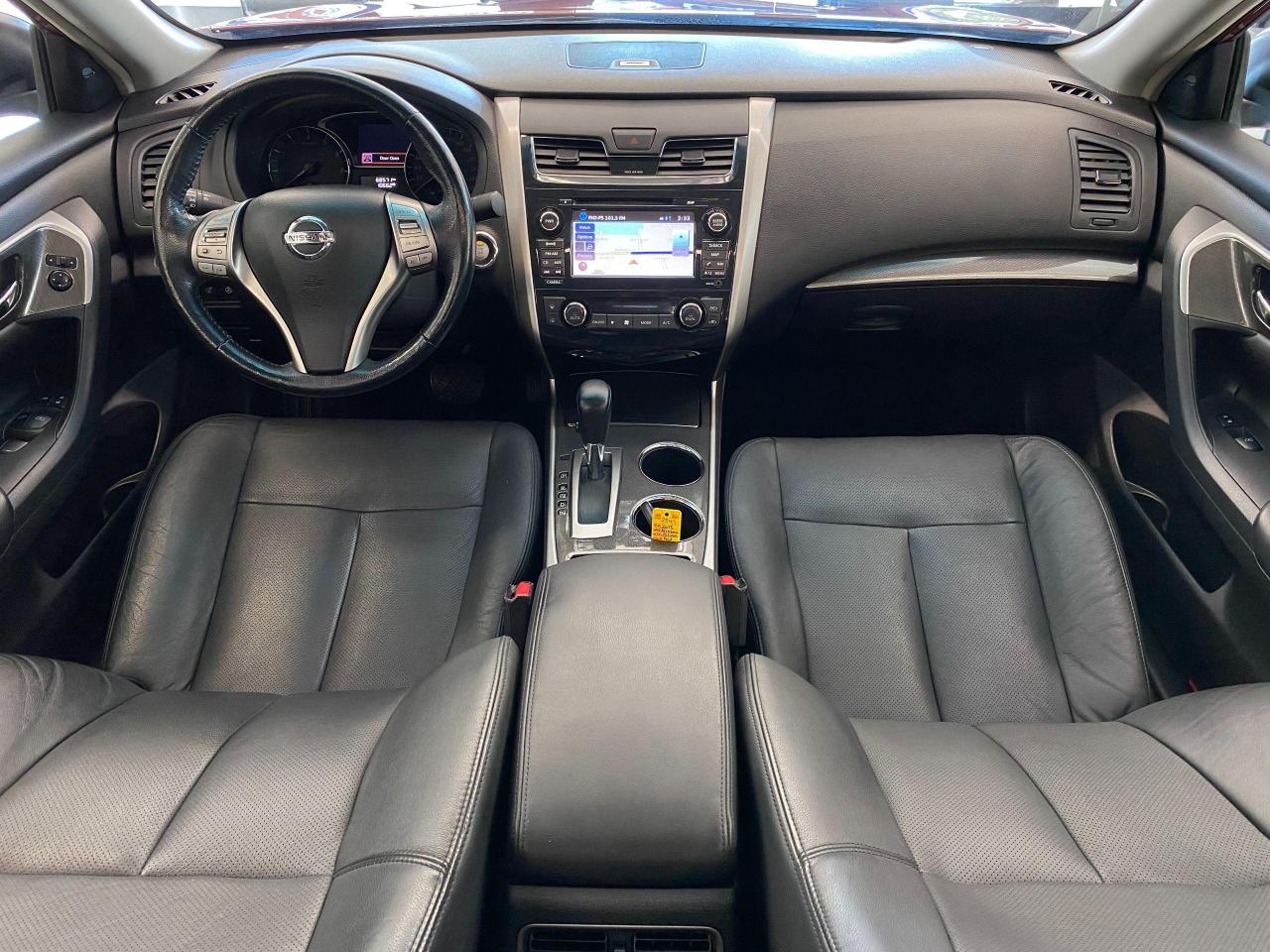 2013 Nissan Altima 2.5 SL+Blind Spot+Leather+GPS+ROOF+CLEAN CARFAX - Photo #8