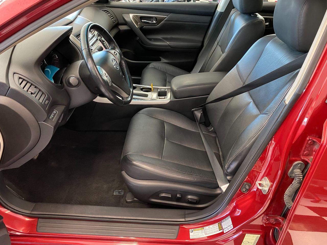 2013 Nissan Altima 2.5 SL+Blind Spot+Leather+GPS+ROOF+CLEAN CARFAX - Photo #19