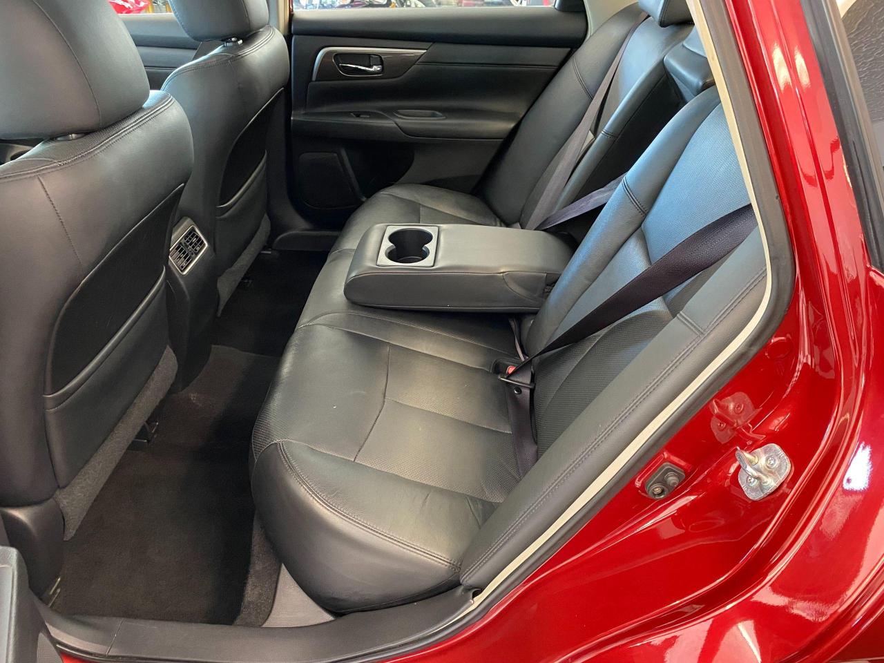 2013 Nissan Altima 2.5 SL+Blind Spot+Leather+GPS+ROOF+CLEAN CARFAX - Photo #24