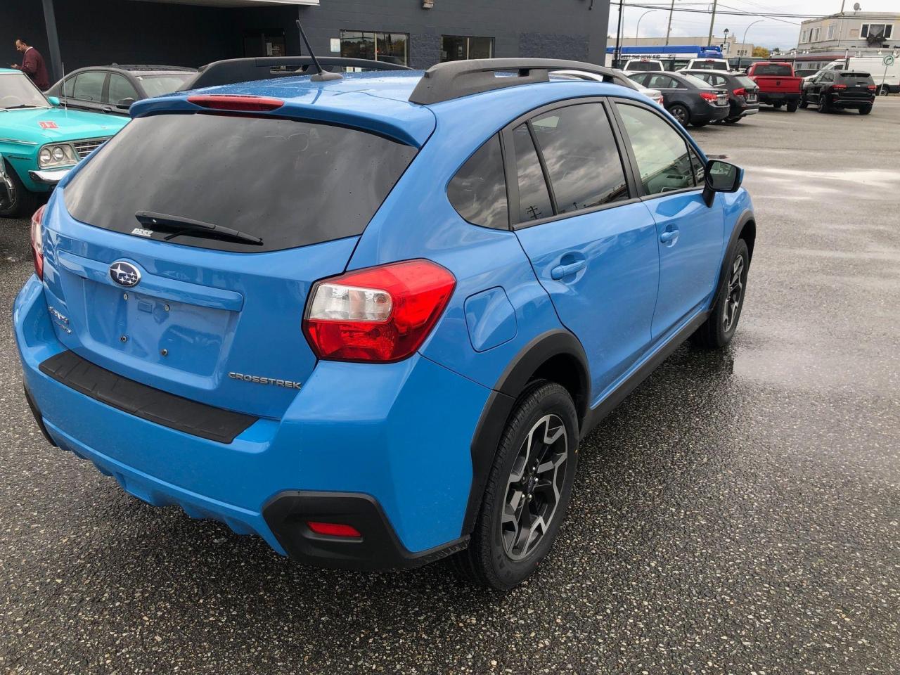 2016 Subaru Crosstrek 2.0i w/Touring Pkg - Photo #4