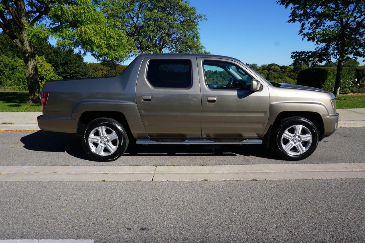 2010 Honda Ridgeline EX-L / STUNNING SHAPE / SUNROOF / LOCAL TRUCK Photo4