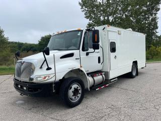 2014 International 4300 POLICE SERVICE TRUCK - Photo #1