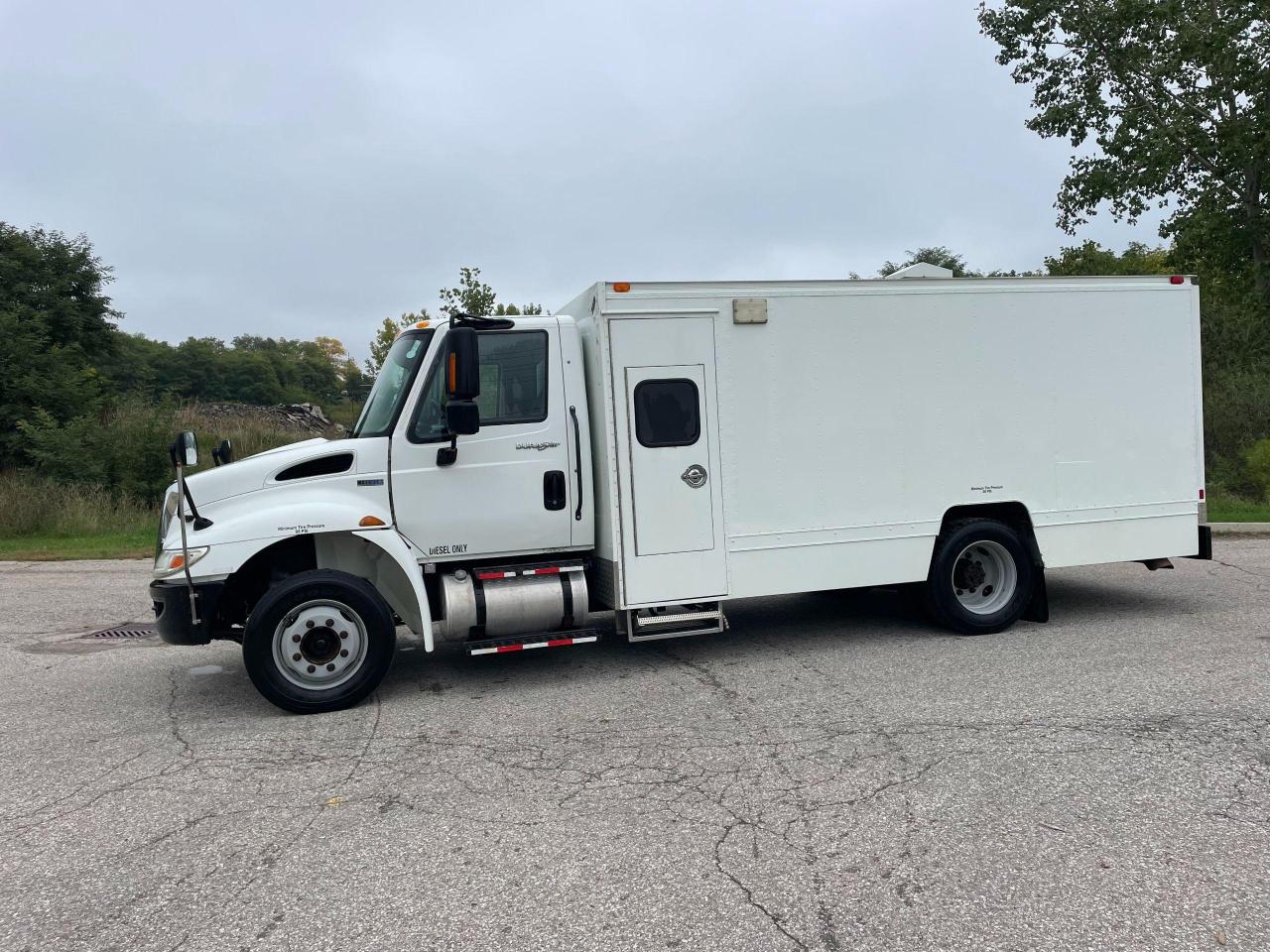 2014 International 4300 POLICE SERVICE TRUCK - Photo #5