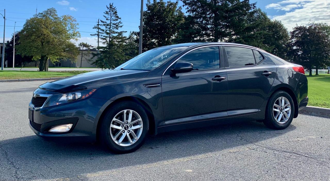 2012 Kia Optima LX Photo3