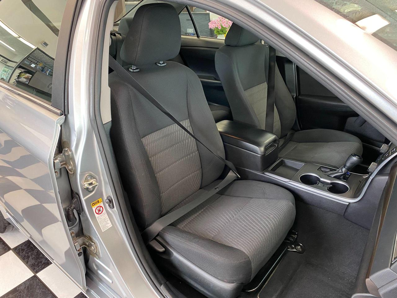 2016 Toyota Camry LE+Camera+Bluetooth+Cruise+2 Keys+Rust Proofed Photo93