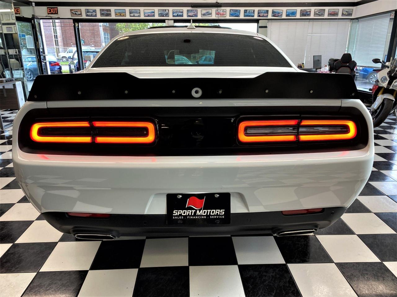 2020 Dodge Challenger SXT Premium Plus+Adaptive Cruise+CLEAN CARFAX - Photo #3