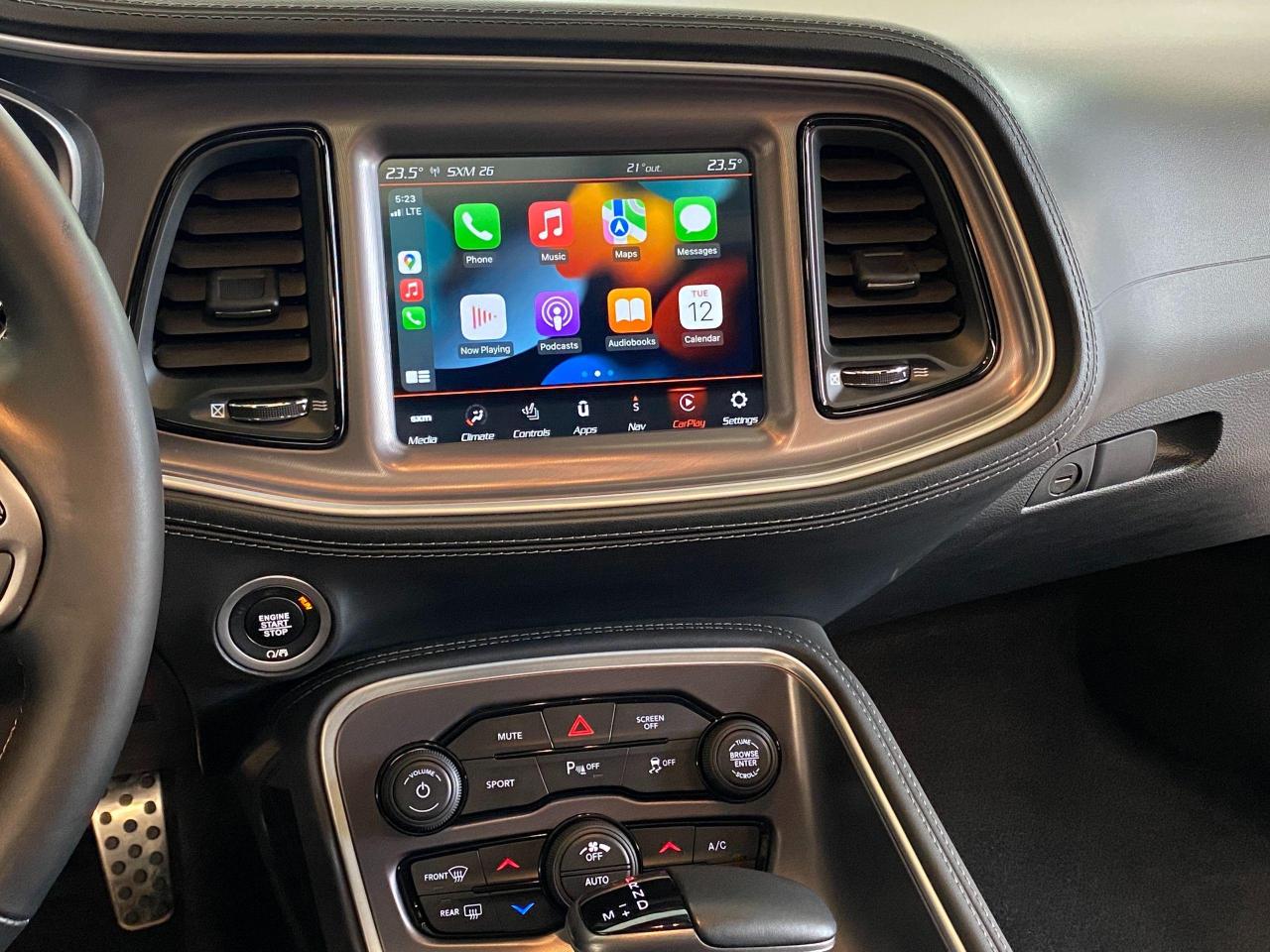 2020 Dodge Challenger SXT Premium Plus+Adaptive Cruise+CLEAN CARFAX - Photo #10