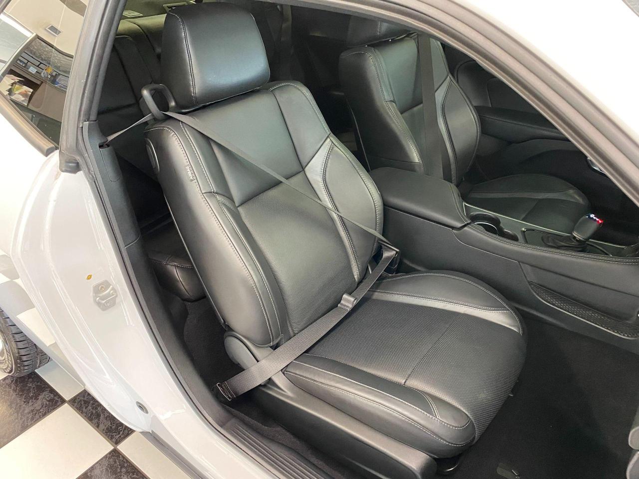 2020 Dodge Challenger SXT Premium Plus+Adaptive Cruise+CLEAN CARFAX - Photo #23