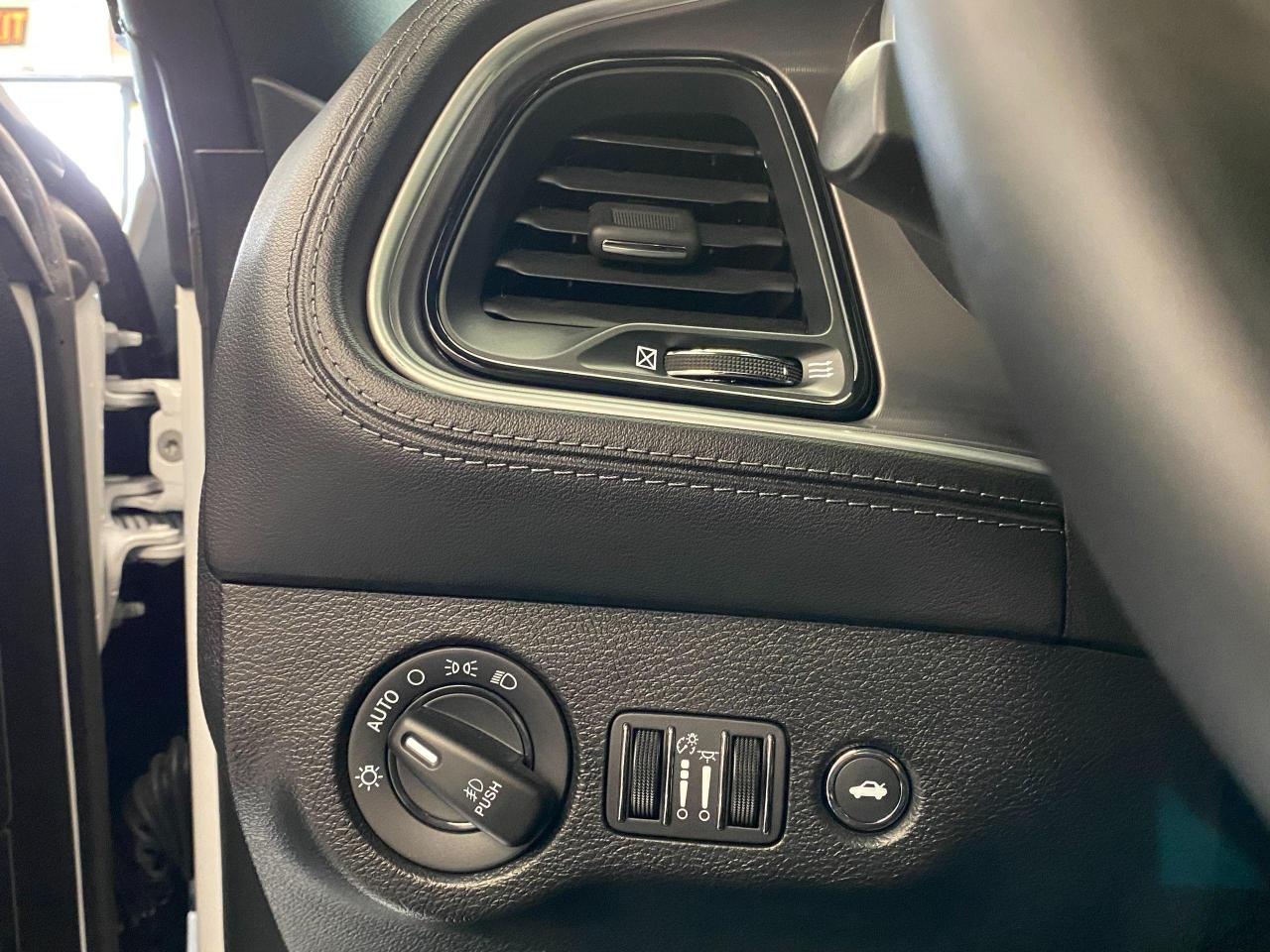 2020 Dodge Challenger SXT Premium Plus+Adaptive Cruise+CLEAN CARFAX - Photo #55