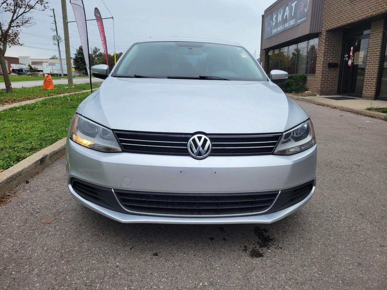 Used 2012 Volkswagen Jetta comfortline for sale in Brampton, ON