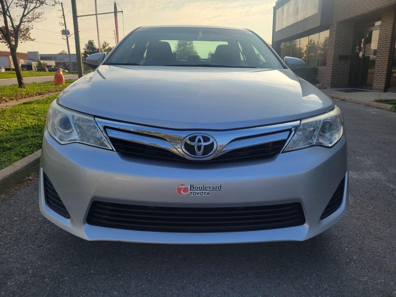 Used 2013 Toyota Camry LE for sale in Brampton, ON