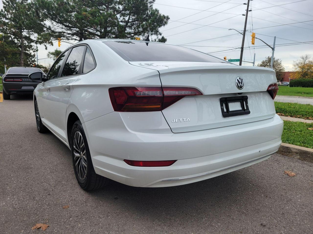 2019 Volkswagen Jetta HIGHLINE Photo3