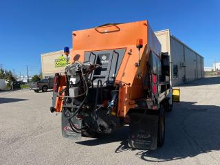 2013 International 4300 HYDRAULIC BRAKE DUMP SANDER PLOW TRUCK - Photo #6