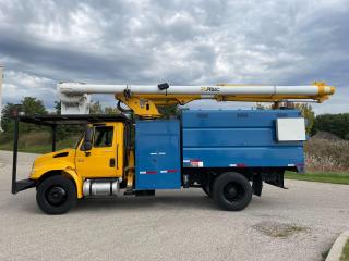 2007 International 4200 CHIPPER BUCKET TRUCK WITH ALTEC LVR 55 - Photo #2