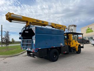 2007 International 4200 CHIPPER BUCKET TRUCK WITH ALTEC LVR 55 - Photo #6