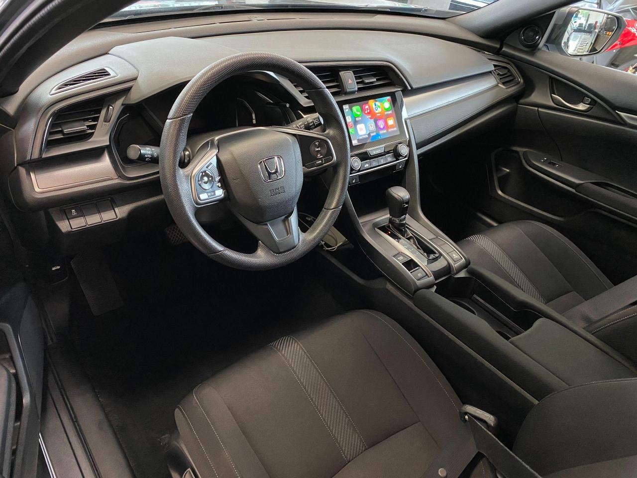 2017 Honda Civic LX Hatchback Turbo+ApplePlay+Cruise+CLEAN CARFAX - Photo #17