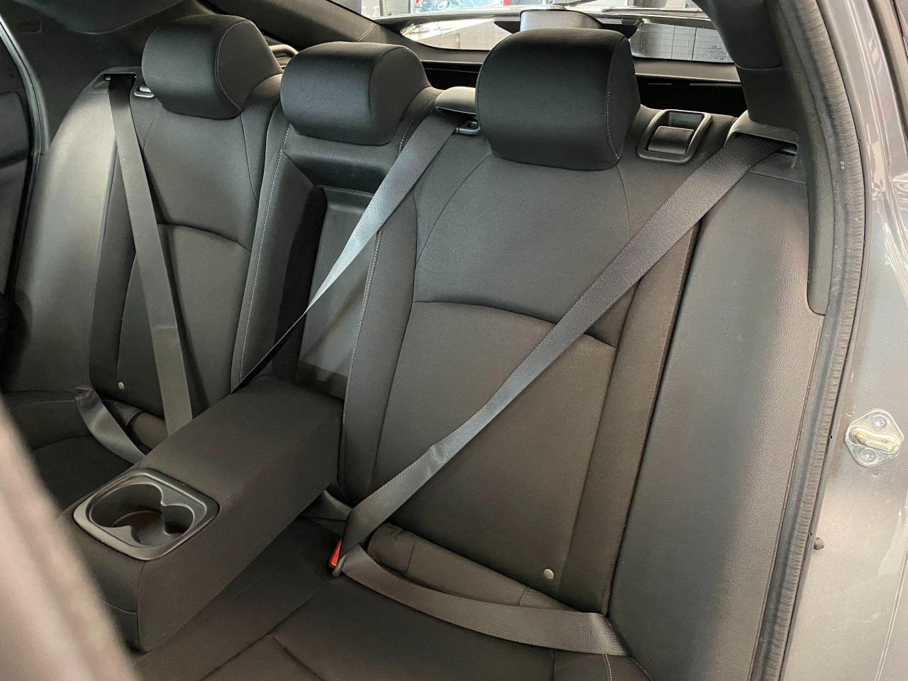 2017 Honda Civic LX Hatchback Turbo+ApplePlay+Cruise+CLEAN CARFAX - Photo #24
