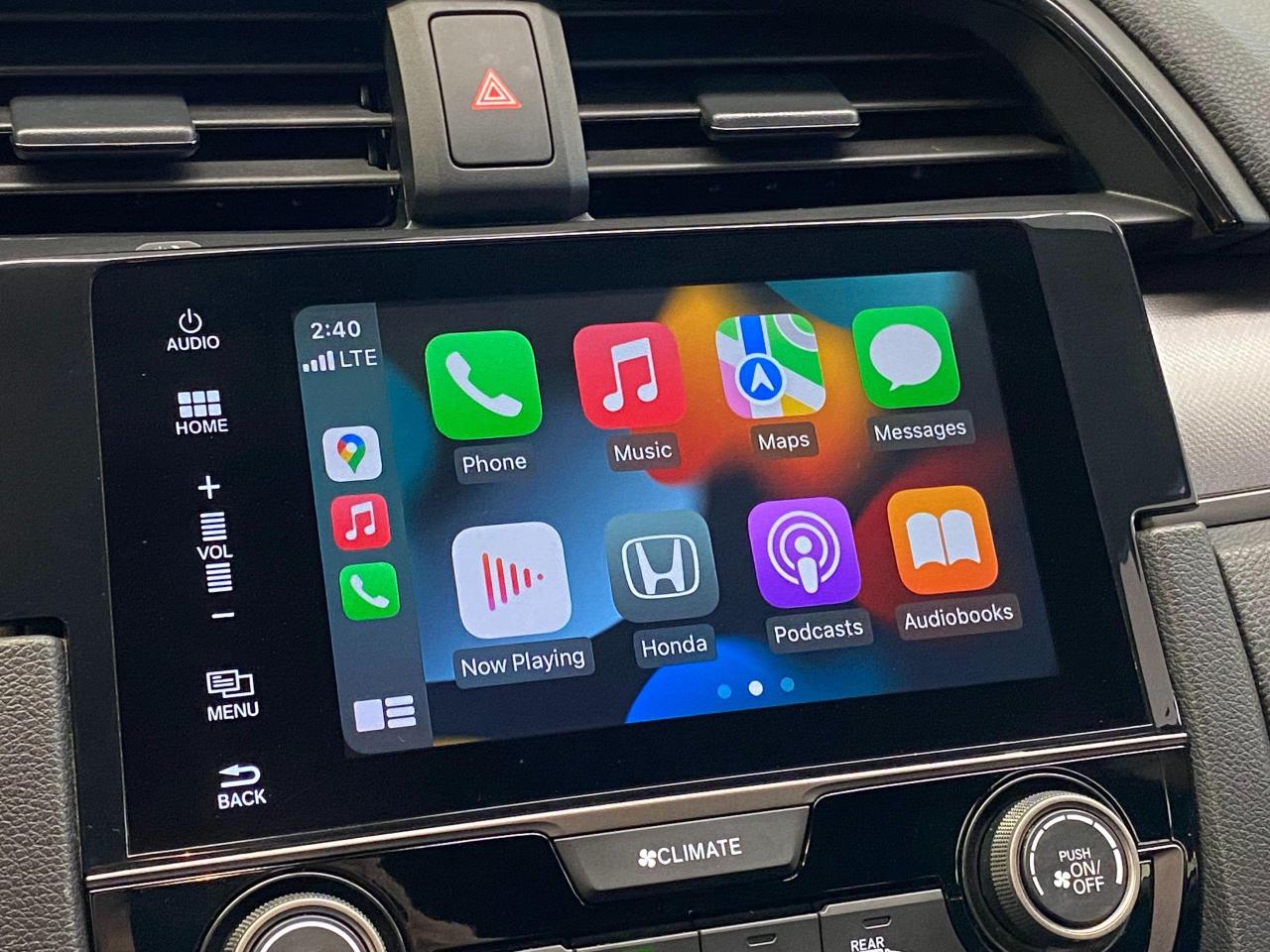 2017 Honda Civic LX Hatchback Turbo+ApplePlay+Cruise+CLEAN CARFAX - Photo #28