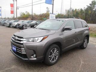 Used 2019 Toyota Highlander XLE for sale in North Bay, ON