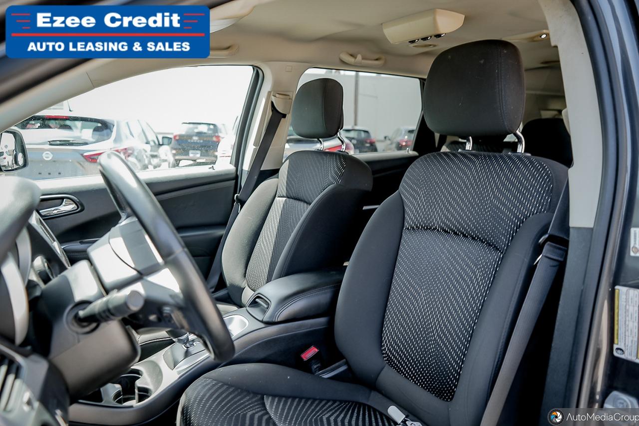 2017 Dodge Journey SXT Photo12