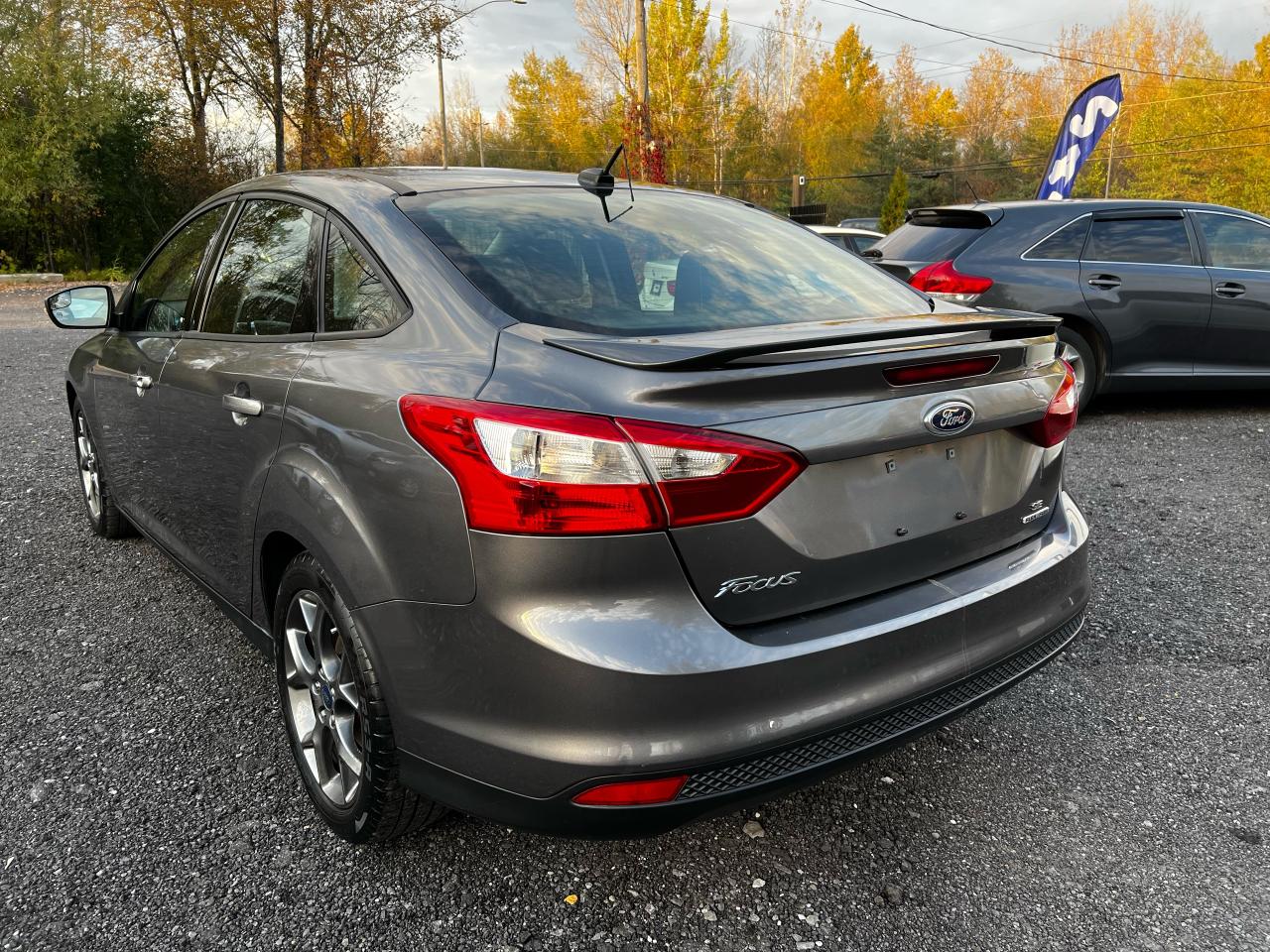 2013 Ford Focus SE - Photo #4