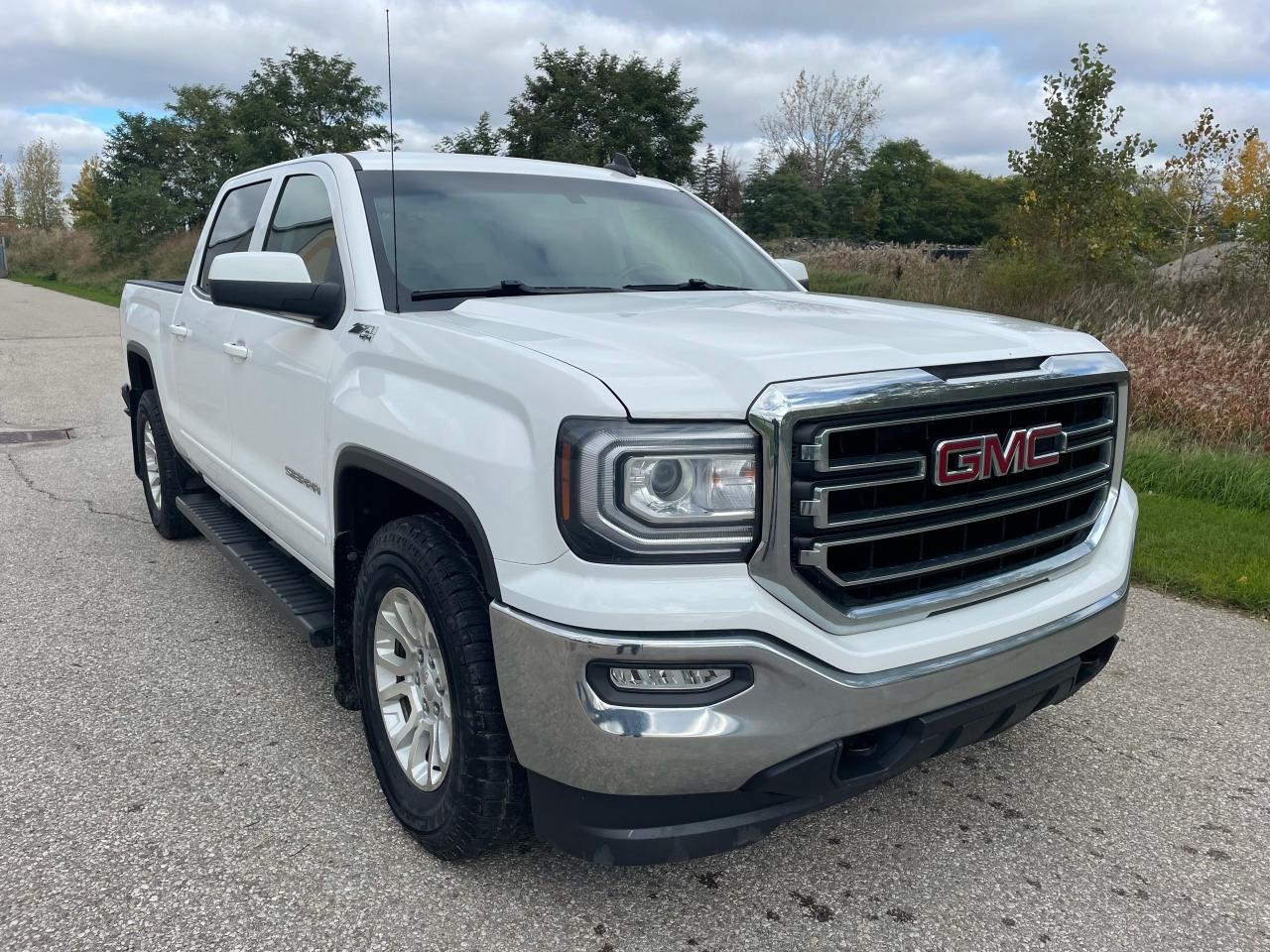 2016 GMC Sierra 1500 CREW CAB SLE- 5.3L V8- Z71 - Photo #5