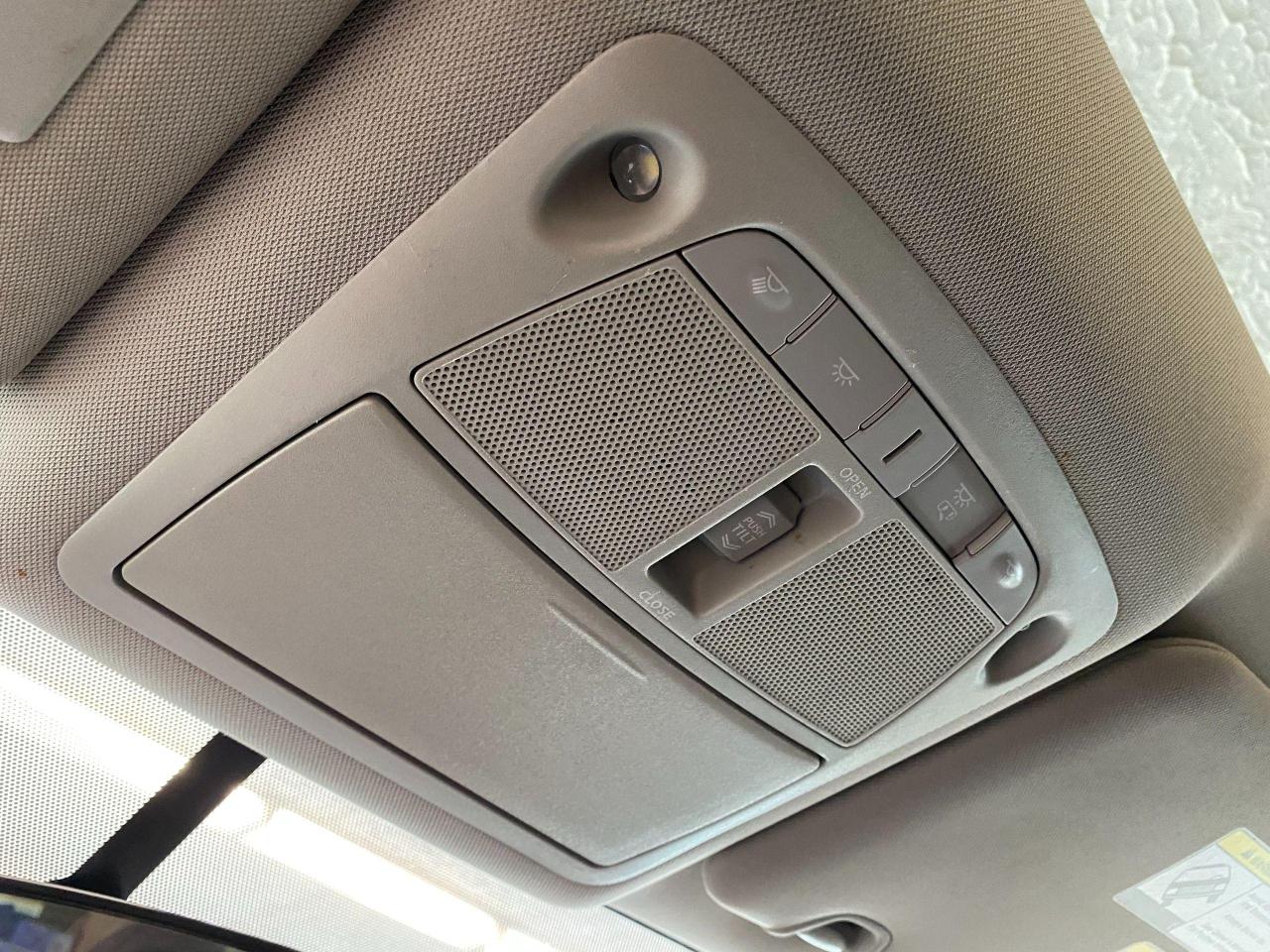 2016 Nissan Rogue SV TECH AWD+Roof+GPS+Heated Seats+360 Camera - Photo #47