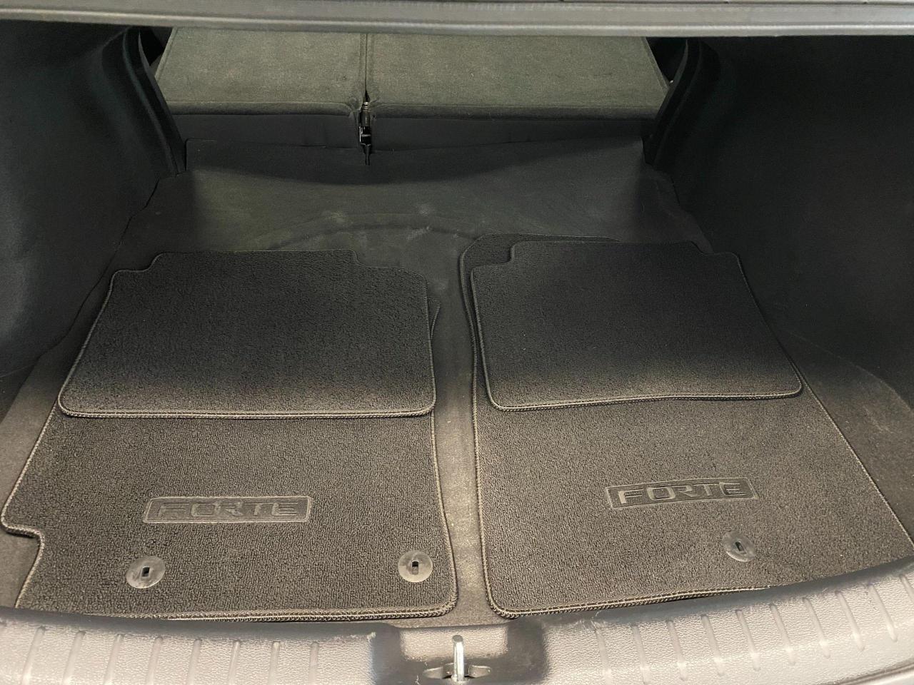2019 Kia Forte LX+ApplePlay+Heated Seats+Camera+CLEAN CARFAX Photo96