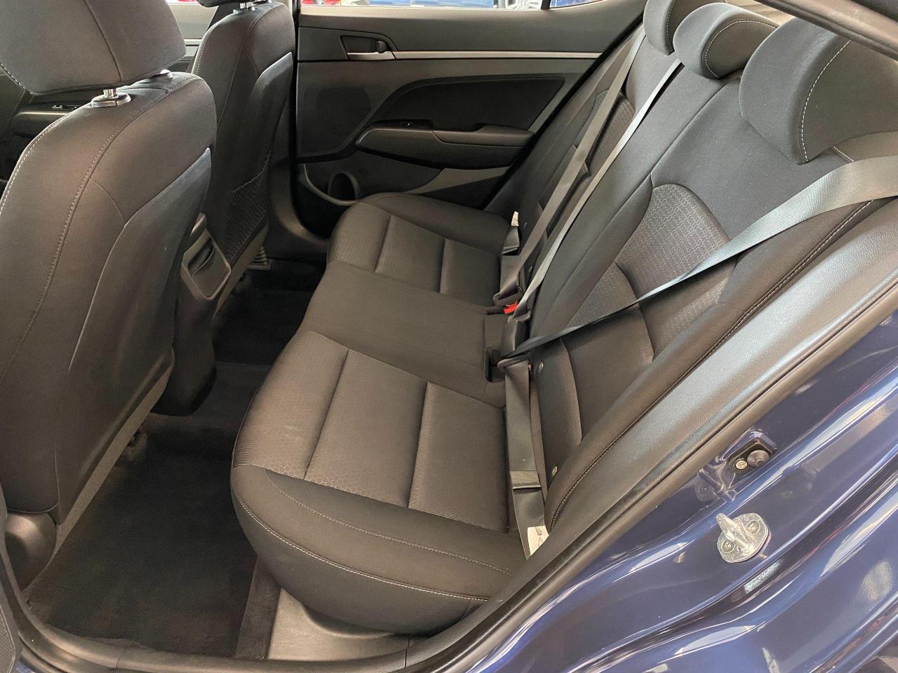 2018 Hyundai Elantra GL+ApplePlay+Camera+Blind Spot+CLEAN CARFAX - Photo #23