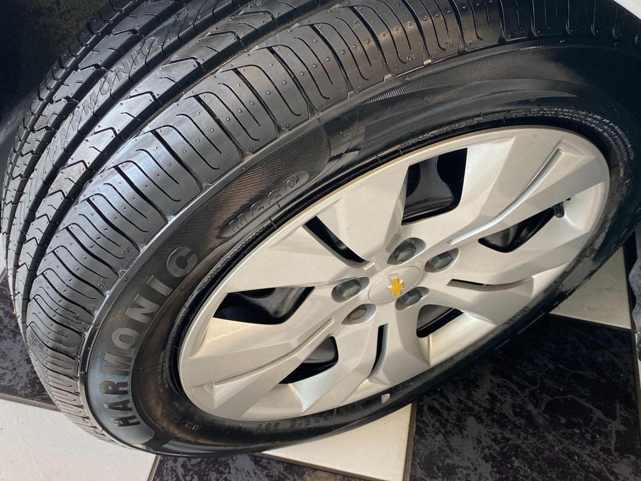 2015 Chevrolet Cruze LT+Remote Start+New Tires+Brakes+Camera+Bluetooth - Photo #12