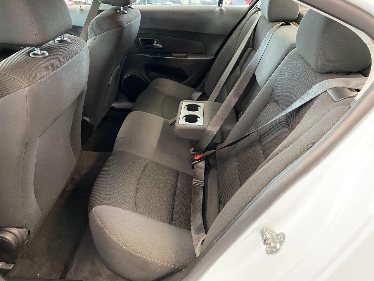 2015 Chevrolet Cruze LT+Remote Start+New Tires+Brakes+Camera+Bluetooth - Photo #23