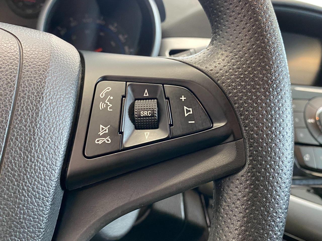 2015 Chevrolet Cruze LT+Remote Start+New Tires+Brakes+Camera+Bluetooth - Photo #47