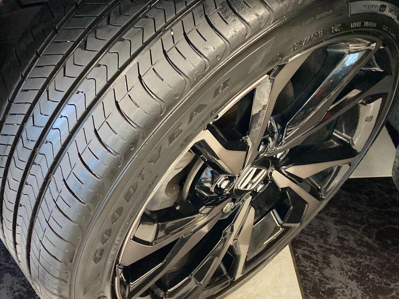 2019 Honda Civic Sport+Lane Keep+Camera+Roof+CLEAN CARFAX - Photo #12
