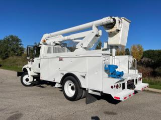 2007 International 4300 HYDRAULIC BRAKE BUCKET TRUCK - Photo #3