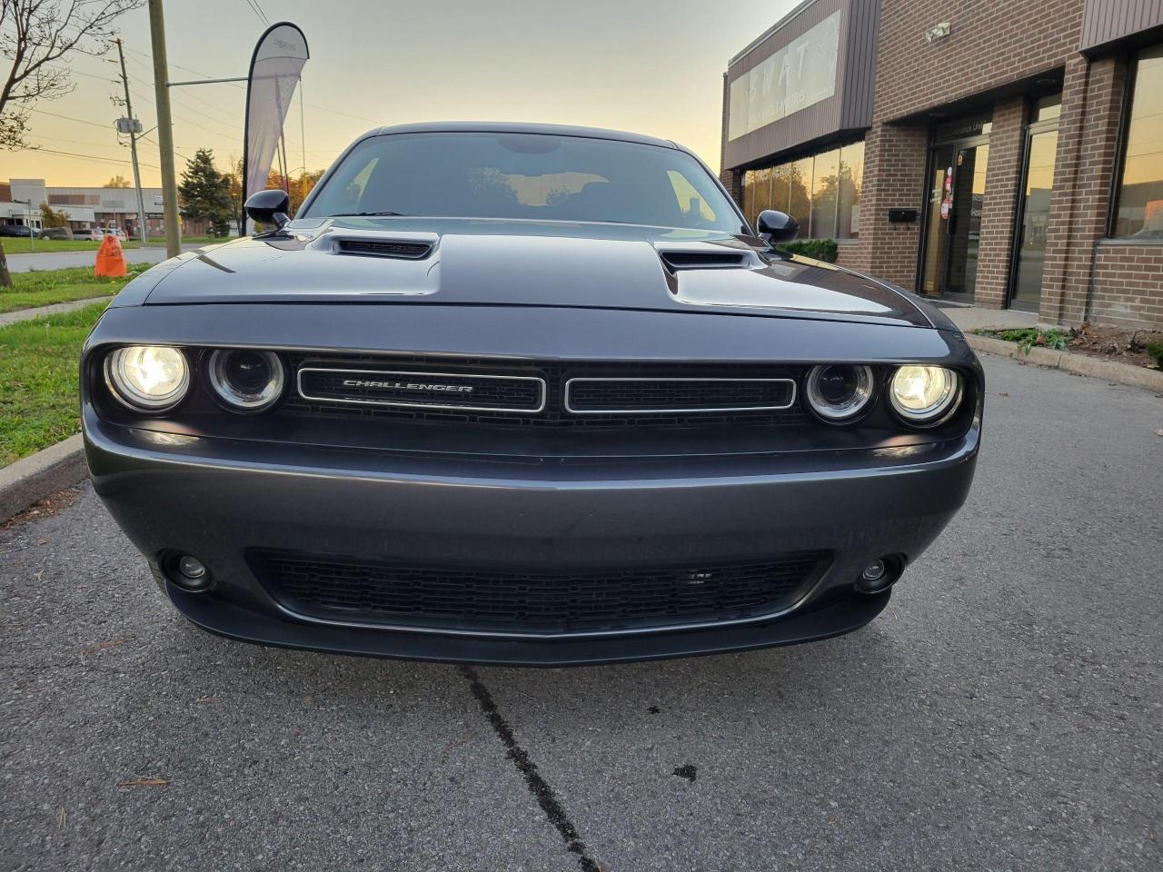 Used 2019 Dodge Challenger SXT for sale in Brampton, ON