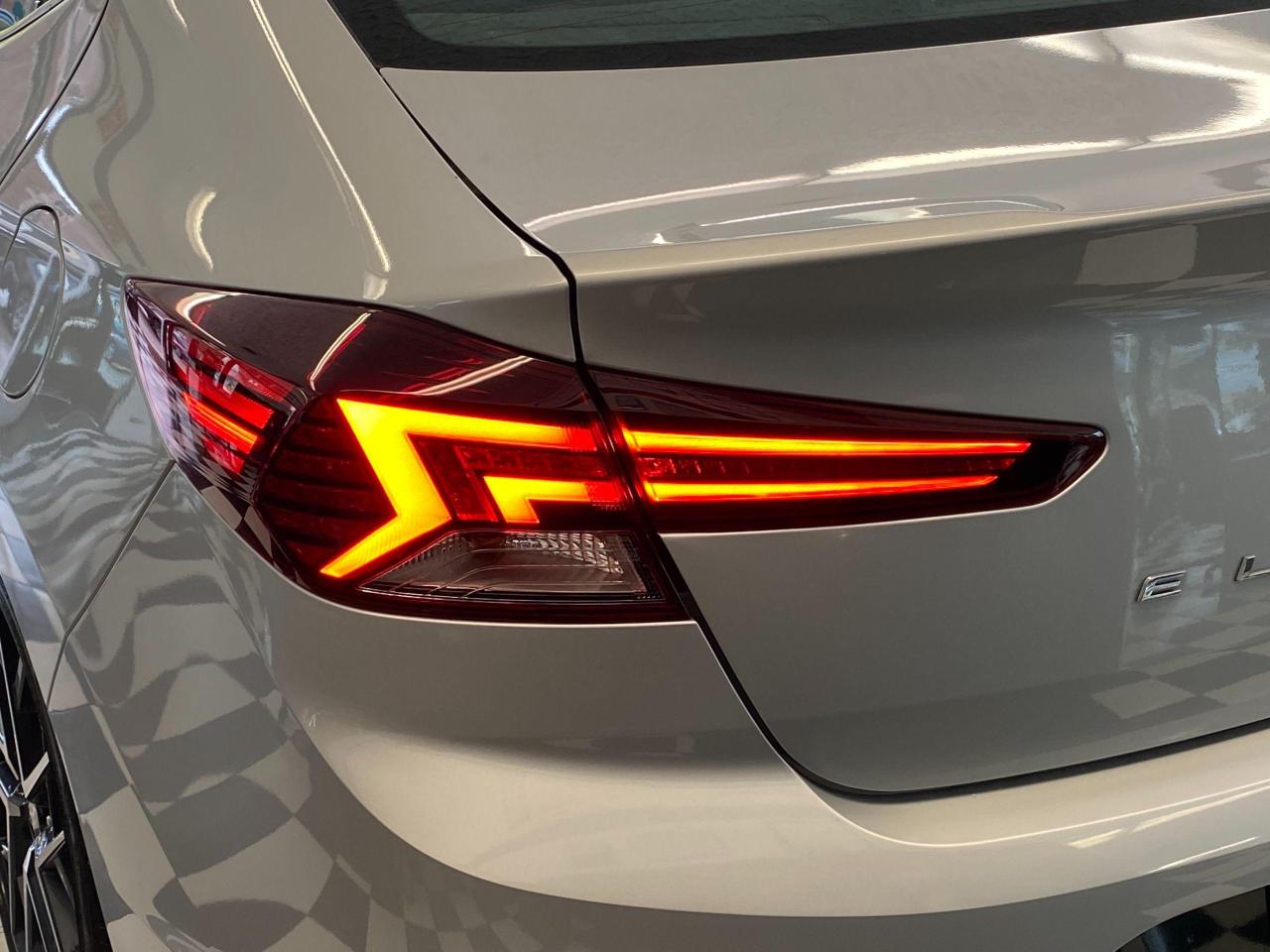 2019 Hyundai Elantra Sport+Leather+Roof+LED Lights+CLEAN CARFAX Photo145