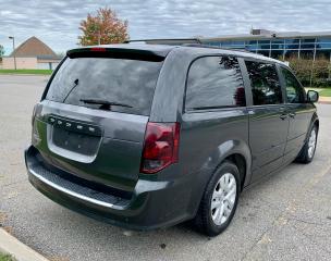 2012 Dodge Grand Caravan SXT - Photo #11