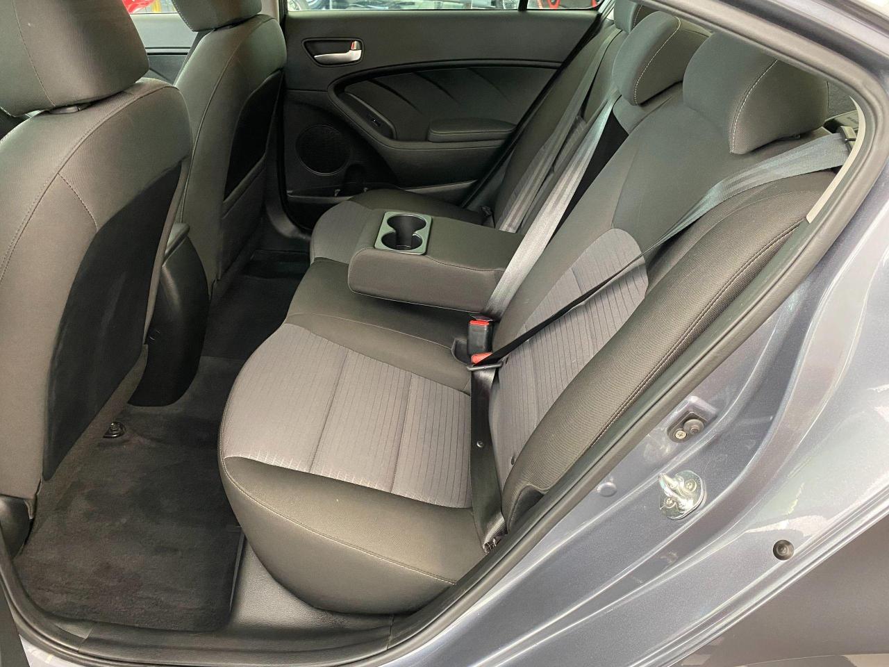 2018 Kia Forte LX+ApplePlay+Heated Seats+Camera+CLEAN CARFAX - Photo #24