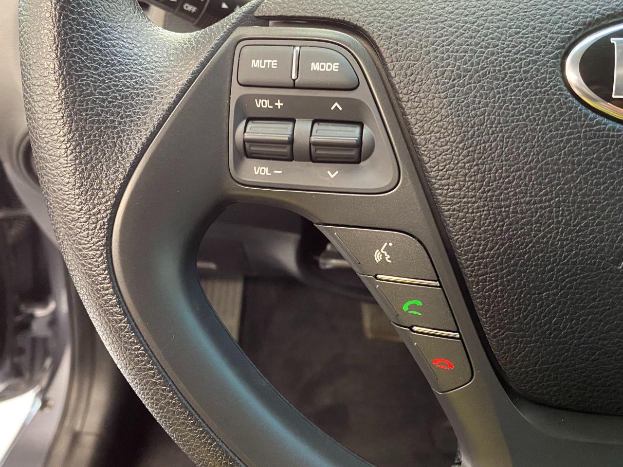 2018 Kia Forte LX+ApplePlay+Heated Seats+Camera+CLEAN CARFAX - Photo #49
